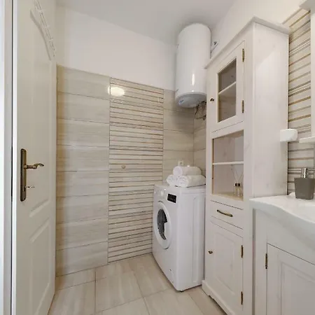 Apartament Pave