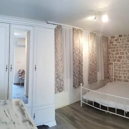 Pave * Zadar