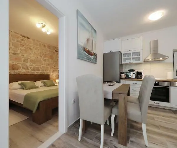 Pave Apartman
